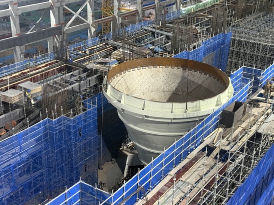 【建功在一线】石嘴山热电项目钢煤斗顺利完成吊装.jpg